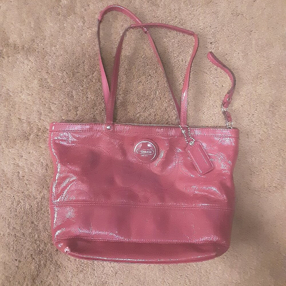 Hot pink patent leather Coach shoulder bag